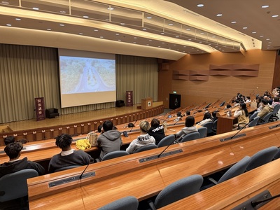 行銷系國際會議廳導覽圖片